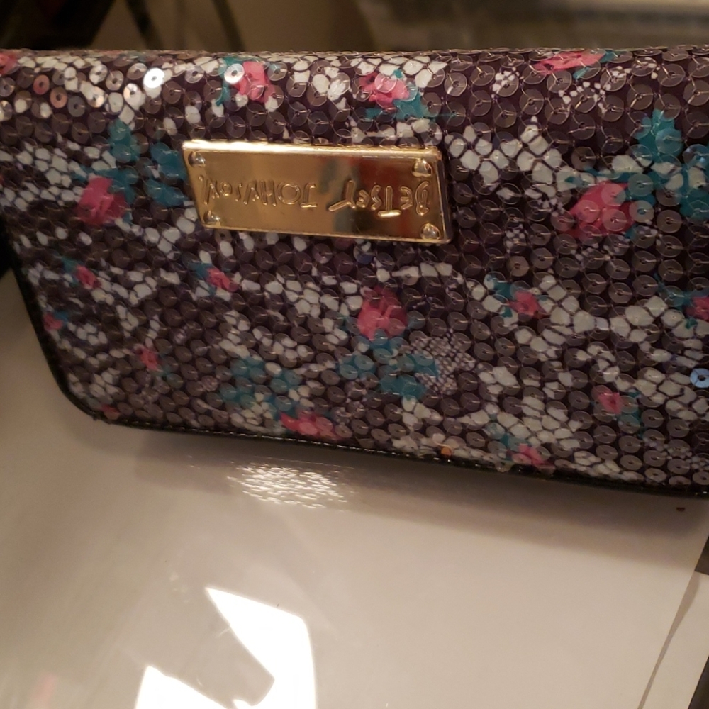 Wallet - Picture 4 of 4